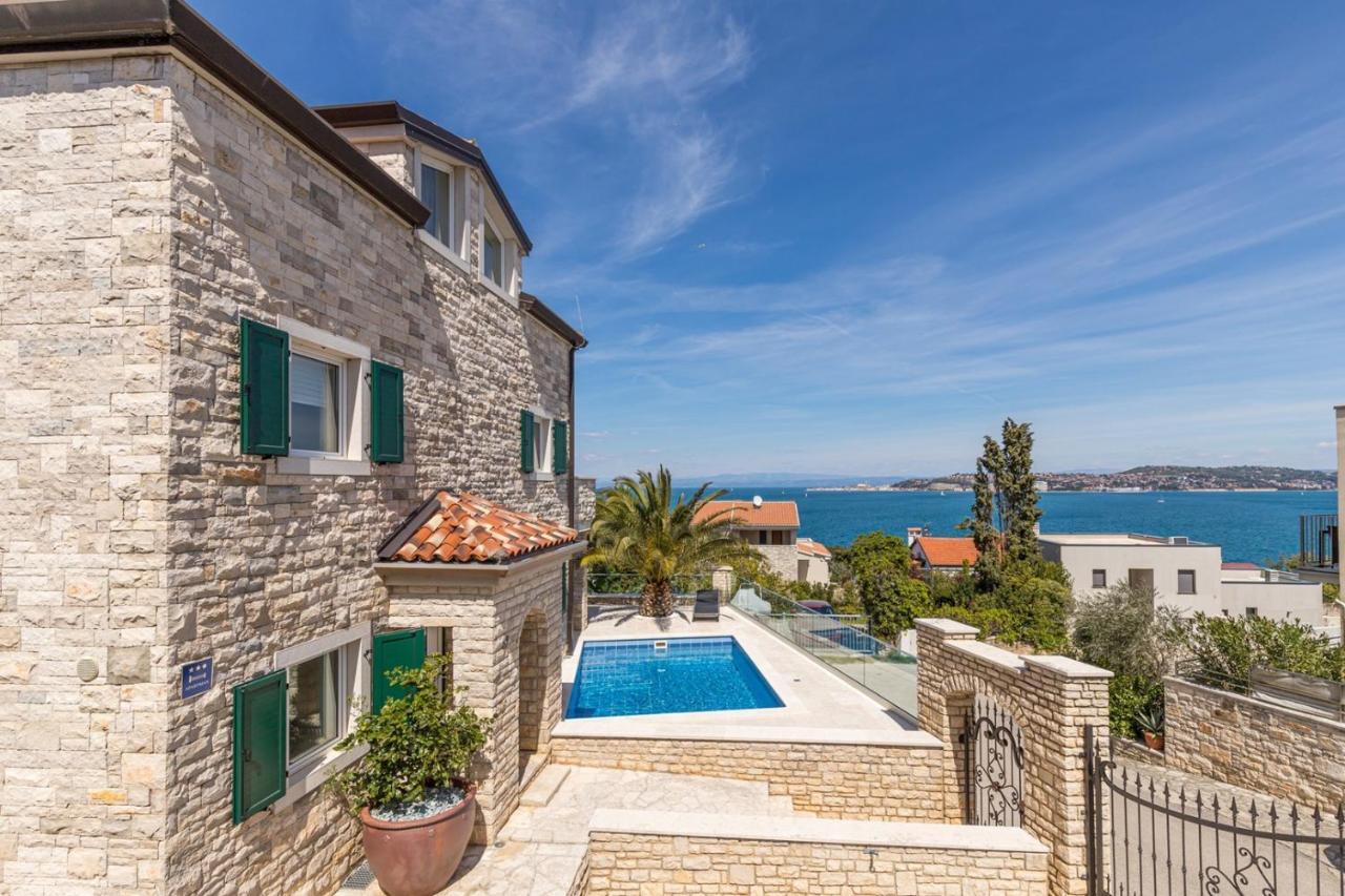 Villa Milena With Pool And Sea View Crveni Vrh Eksteriør billede