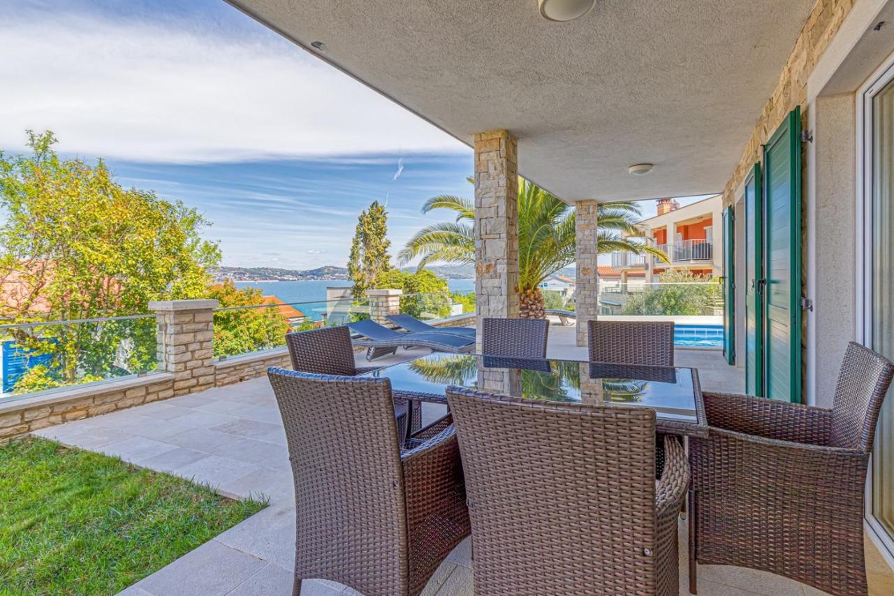 Villa Milena With Pool And Sea View Crveni Vrh Eksteriør billede